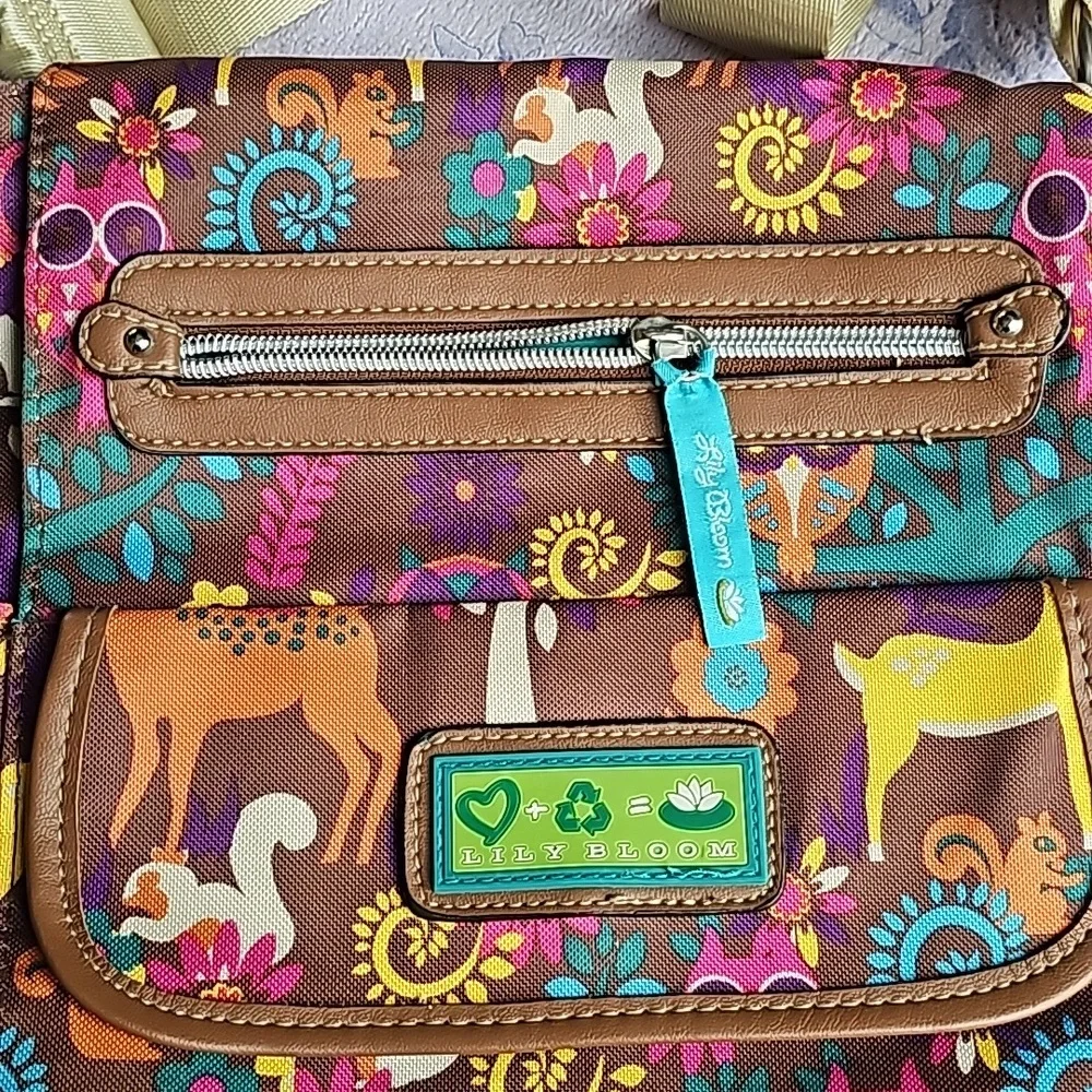 LILY BLOOM FOREST ANIMAL CROSSBODY BAG - Picture 3 of 11